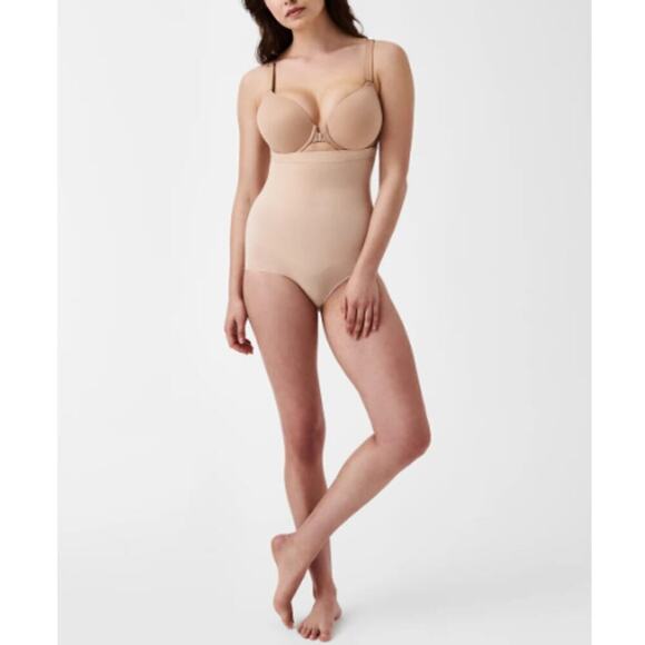 SPANX Women's Soft Nude Seamless Power High-Waisted Shaper Brief Size 1X - Picture 10 of 10